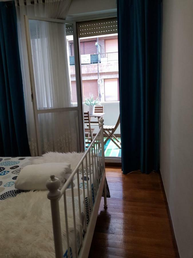 Apartamento Costa Vasca Las Arenas Getxo Exterior foto